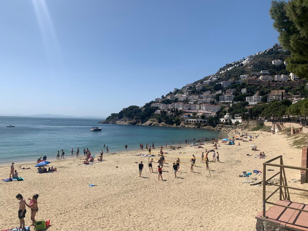 La Baie De Rose Lägenhet Rosas Exteriör bild